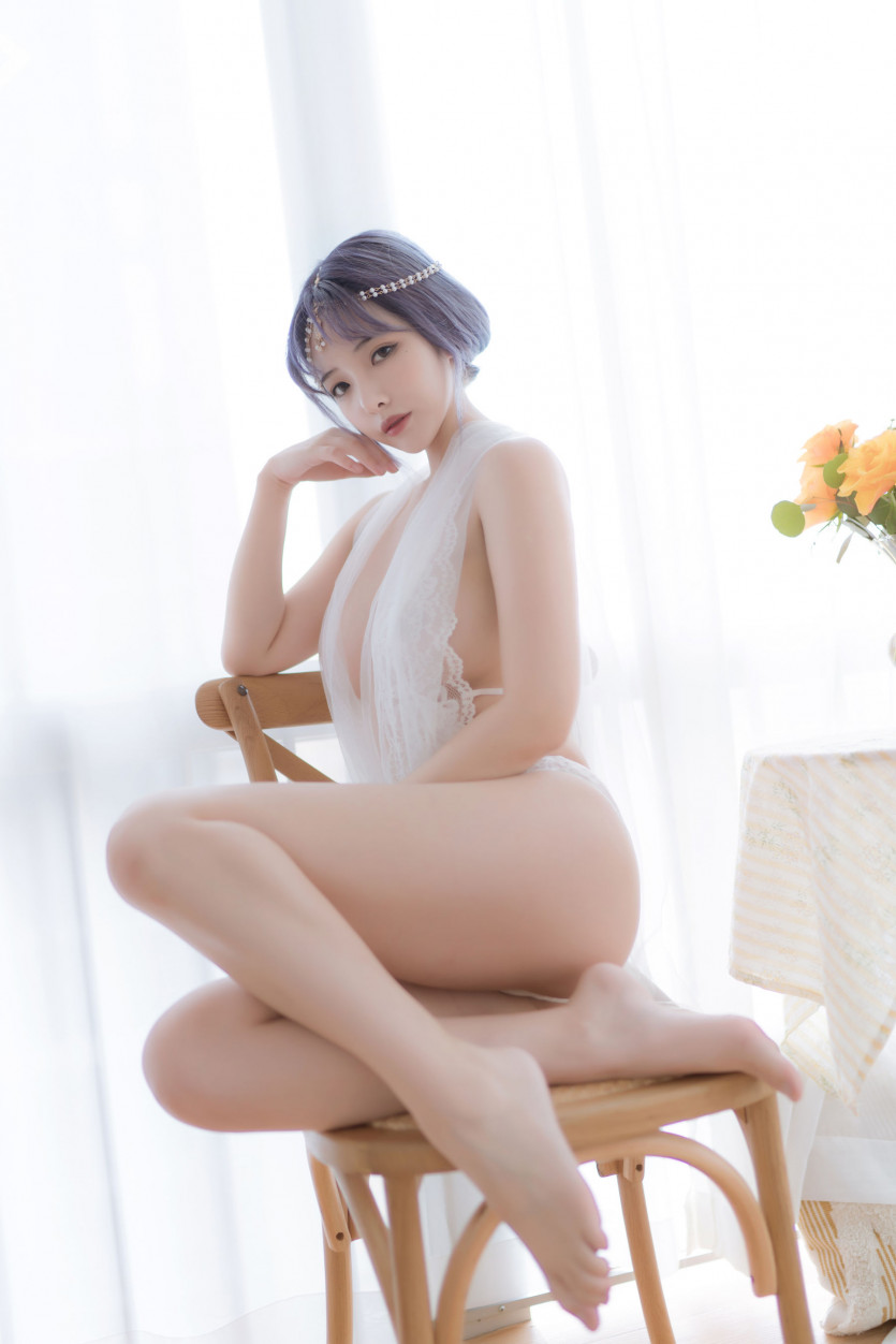 허
