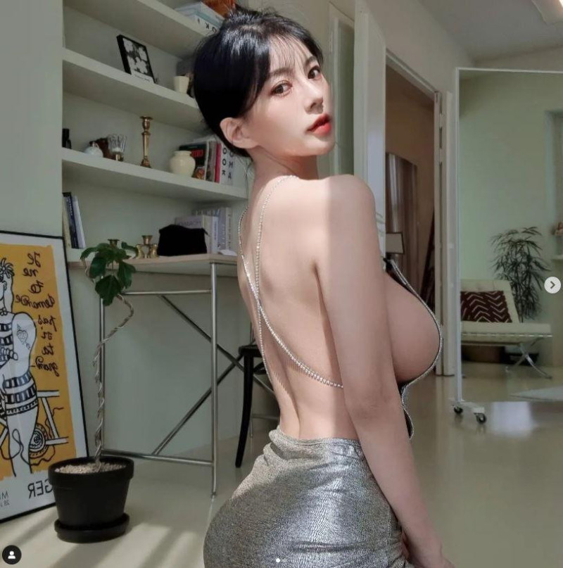 은꼴녀