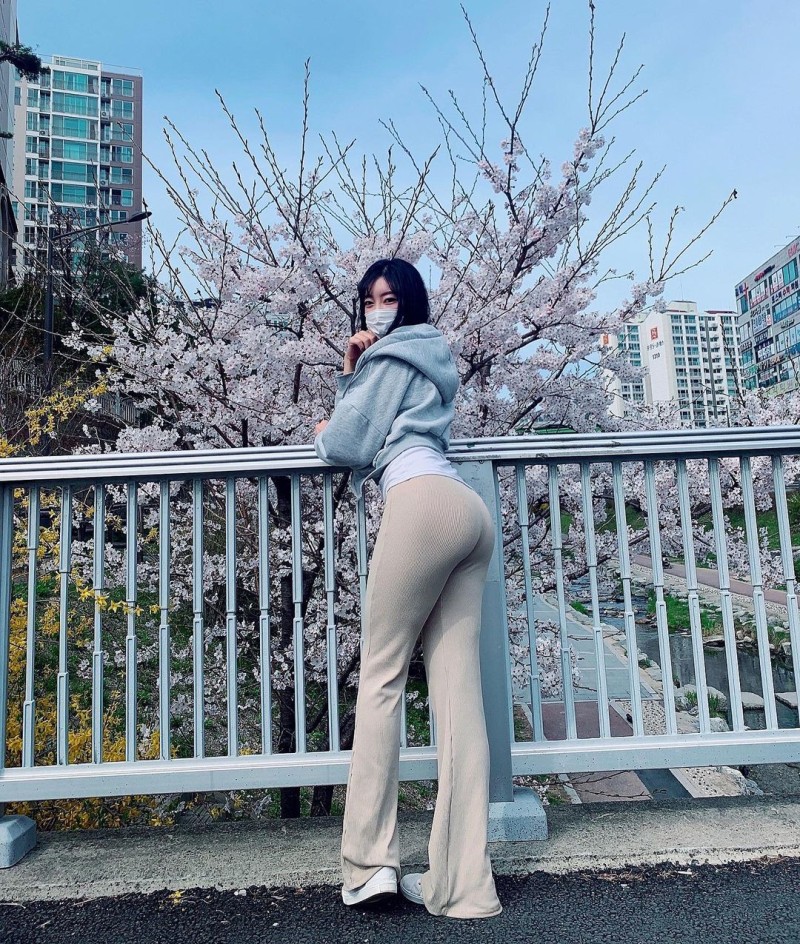 후방후방